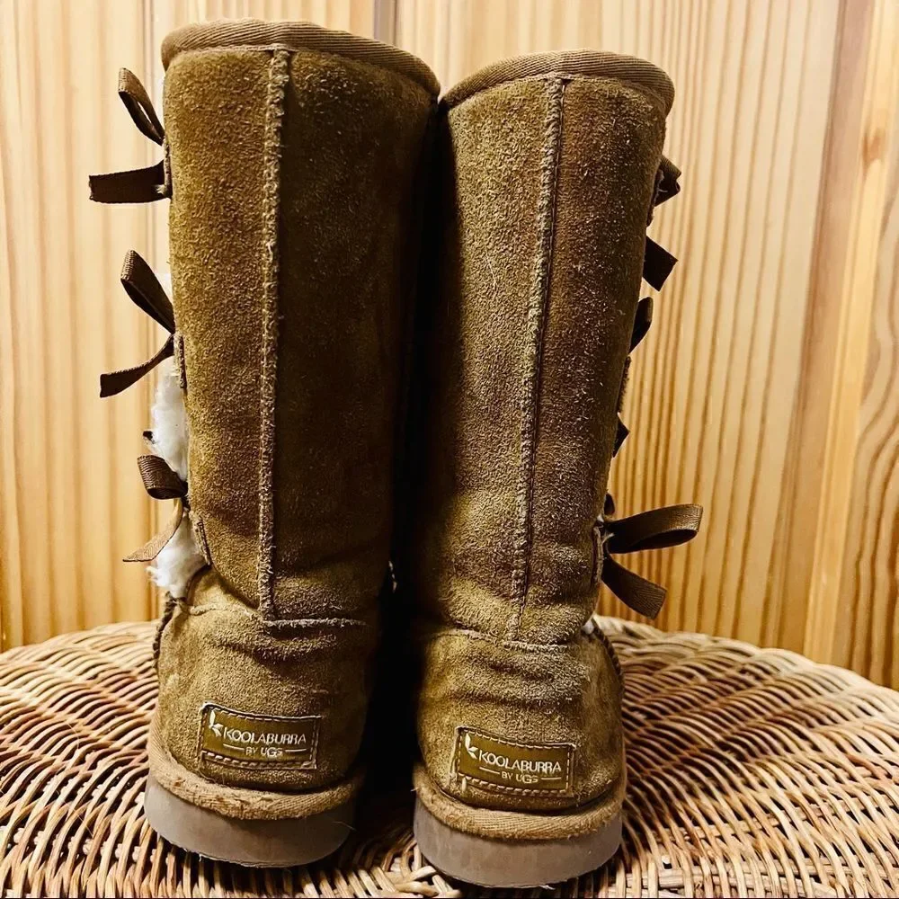 Koolaburra by Uggs brown suede leather with white trim side detail furry boot 4